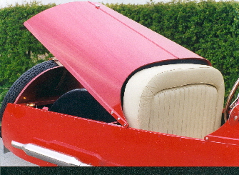 BRA CV3 boot lid open